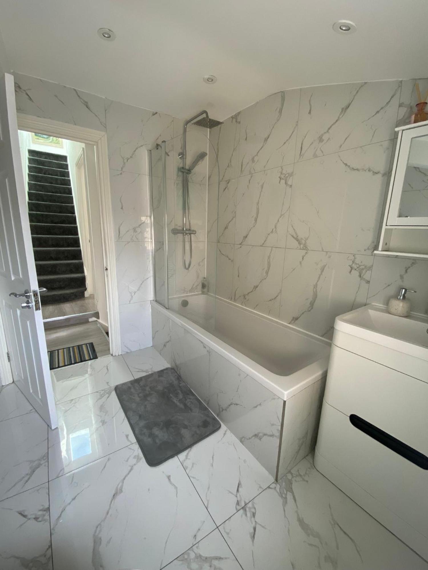 Eejs Modern London 3 Bed Flat Near Crystal Palace Stadium - Great Transport Links Norwood Exterior photo